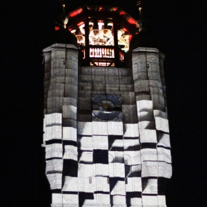 https://antoinevienne.fr/files/gimgs/th-38_Bergues_Beffroi_VideoMapping_07.jpg